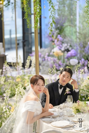 パク・クン&ハニョン、結婚式の写真公開