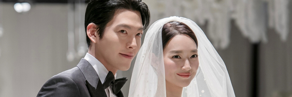 シン・ミナ＆キム・ウビン　喜びのウエディングベル…結婚式の写真を初公開