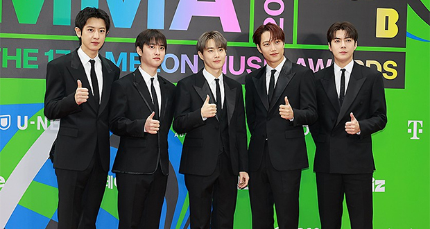 【フォト】EXO　何人でも13年間変わらない「ウィー・アー・ワン」