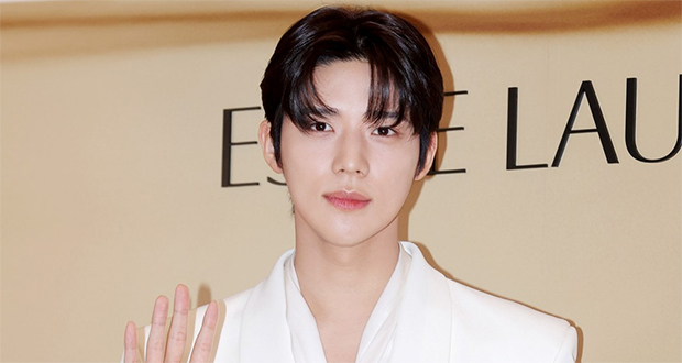 【フォト】「白のプリンス」ムン・サンミンの彫刻ビジュアル