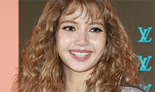 BLACKPINKリサ、北中米W杯開幕式のステージに立つ