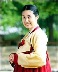 ユ・ホジョン「溌剌な朝鮮時代の女性を演じます」