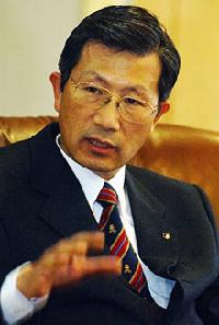 「大田サイエンスフェスティバル2003」を準備する李剛魯社長