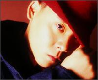 フランス観光庁が「ブラウン・アイド・ソウル」のMV撮影を支援