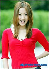 金喜善、DHC化粧品と「8億」で再契約