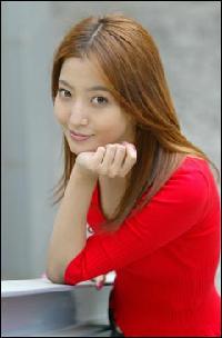 金喜善が米ロサンゼルスでお忍びデート