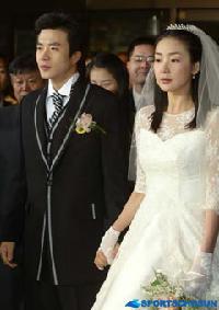 崔志宇が劇中で「涙の結婚式」