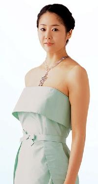 優雅なコ・ヒョンジョン LGディオスのCMが話題に