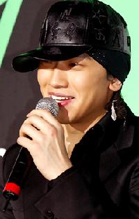 ピ、アジアのファン集め「多国籍誕生日パーティー」25日開催