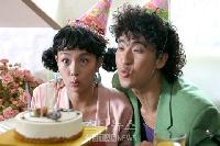 【フォト】ダサいファッションで壊れた2人