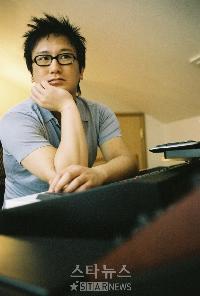 韓国のヒットメーカー作曲家パク・クンテ 日本のBEINGと契約