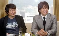 『外出』試写会終えたペ・ヨンジュン&許秦豪監督インタビュー