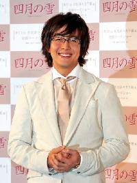 【フォト】『四月の雪』の東京記者会見