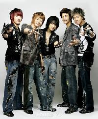 東方神起の3rdシングル、日本発売当日にオリコン9位