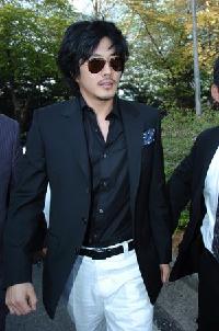 クォン・サンウ、「PRIDE」のリングで日本人ファンに挨拶