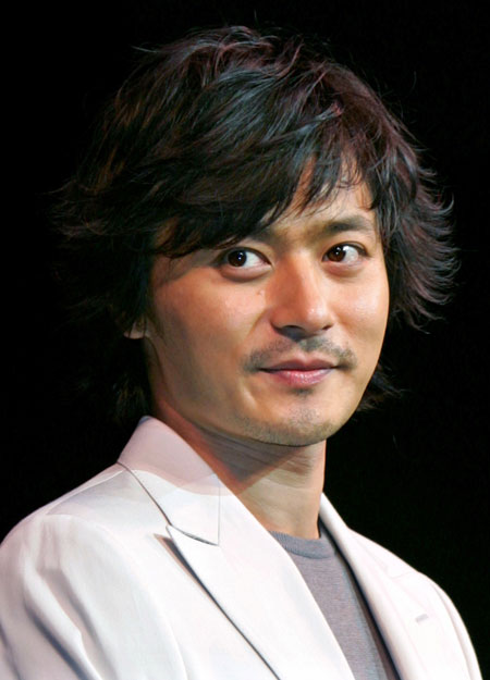 フォト】チャン・ドンゴン、日本女性の視線を釘付け-Chosun Online