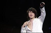 パク・ヨンハがゴールド・ディスク「2冠王」