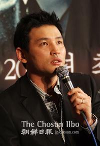 【フォト】映画『死生決断』のリュ・スンボムとファン・ジョンミン