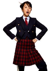 ユン・ウネ、コシノミチコのファッションショーに参加