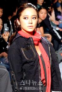 【フォト】ユン・ウネ、カリスマモデルに変身