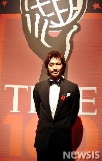 Rain、アジア11カ国35回の遠征ツアー