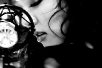 「このセクシー美女、本当にムン・グニョン?」