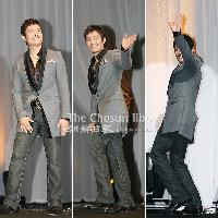 【フォト】別れを惜しむビョン様