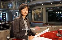 MBC『ニュースデスク』、韓国初の女性単独アンカー起用