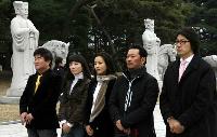 【フォト】北朝鮮の東明王陵訪ねた『朱蒙』の主演たち