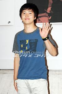 【フォト】優しそうな笑顔のキム・ヘソン