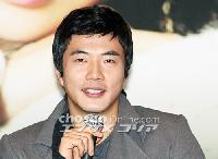 【フォト】和やかな雰囲気の『BAD LOVE』記者会見