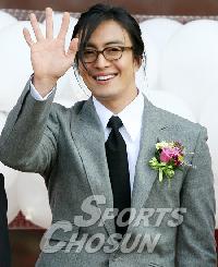 ペ・ヨンジュンが3800万円寄付=泰安沖原油流出事故