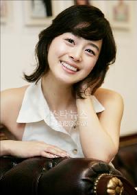 キム・テヒ、イラク戦争ドキュメンタリーでナレーション