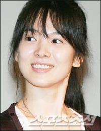 ウォン・カーウァイ監督、ソン・ヘギョを試写会に招待