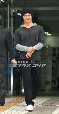 【フォト】除隊コ・ス、復帰作は演劇