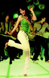 ハン・イェスル、ビールCMで猛アピール