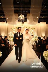ユン・ヒョンジンアナ、米国出身のエリートと結婚