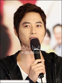 イ・ジフンが交通事故「僕は大丈夫です」