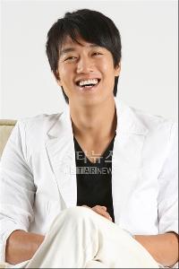 キム・レウォン、日本人ファンの訪問に「大感激」