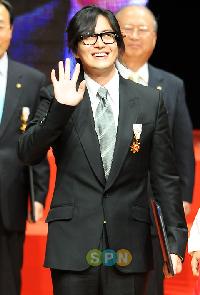 ペ・ヨンジュン「韓国を知らせる架け橋になりたい」