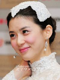【フォト】笑顔の花嫁、イ・ボヨン