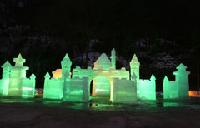 森の中で氷の彫刻展　／慶南・居昌郡