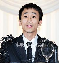 【フォト】故チャン・ジャヨンさんの元マネージャー記者会見