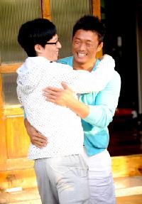 秋山成勲出演、人気バラエティー番組の写真公開