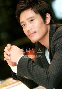 イ・ビョンホンがナレーション初挑戦