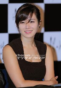 【フォト】笑顔のソン・イェジン