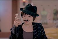 ソン・ヘギョがCMでヒゲ男に