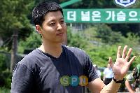 徴兵:入隊イ・ドンゴン「もっと成長して戻ってきます」