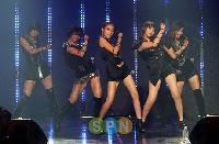 【フォト】ホットパンツが超セクシーなKARA