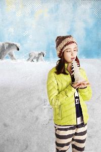 【フォト】IU、雪原セットでグラビア撮影